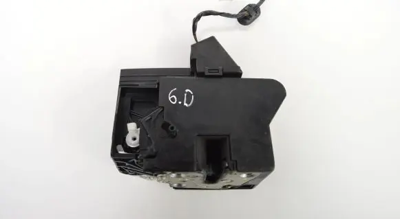 Dacia Sandero Rear door lock