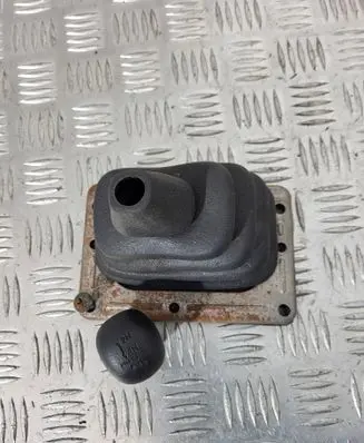 Suzuki Jimny Gear lever shifter trim leather/knob 
