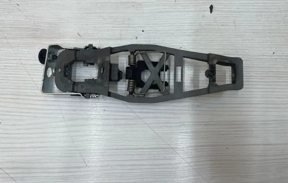 Volkswagen Touran II Front door exterior handle 1T0837885B
