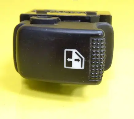 KIA Sorento Electric window control switch
