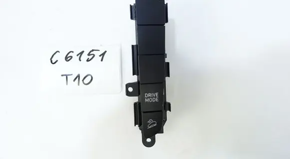 Hyundai Tucson TL Other switches/knobs/shifts 93310N75804X