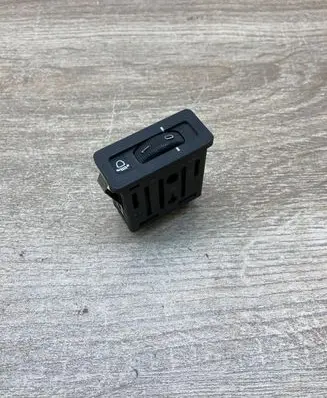 BMW 5 E34 Headlight level height control switch 8351268 21282000
