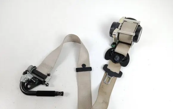 BMW X5 F15 Front seatbelt 7343632