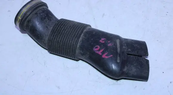 Alfa Romeo Mito Oil fill pipe 51877463
