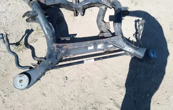 Volkswagen Touareg II Rear subframe 