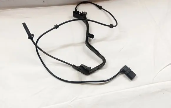 Mercedes-Benz GLC X253 C253 ABS rear brake sensor A0575451728