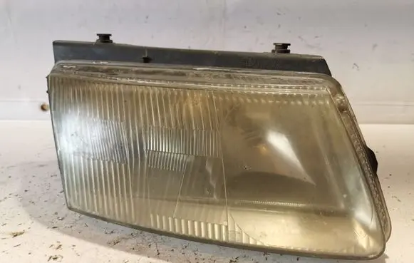 Volkswagen PASSAT B5 Headlight/headlamp 14742600