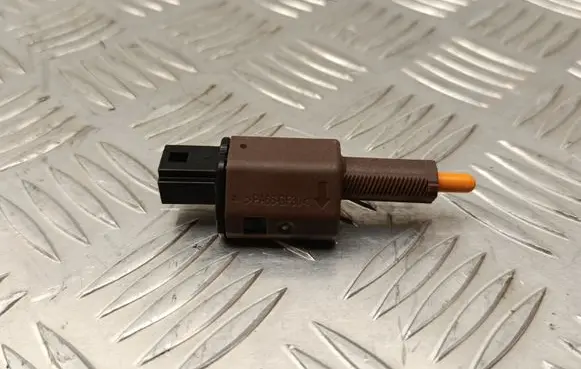 Tesla Model Y Brake pedal sensor switch 104468100B