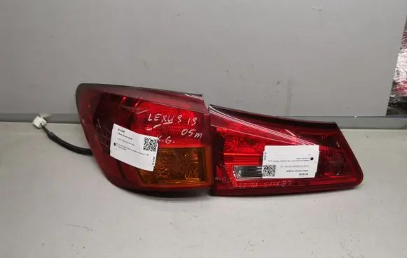 Lexus IS 220D-250-350 Rear/tail lights set 