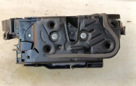 Volkswagen T-Cross Front door lock 5TB837016A A046465
