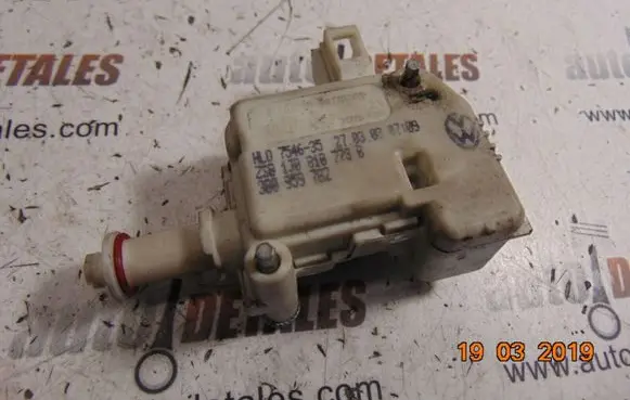 Porsche Cayenne (9PA) Central locking motor HL0754635