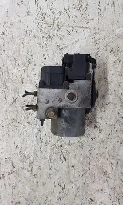 Nissan Almera N16 ABS Pump 476605M301