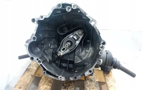 Volkswagen PASSAT B5.5 Manual 5 speed gearbox FRK