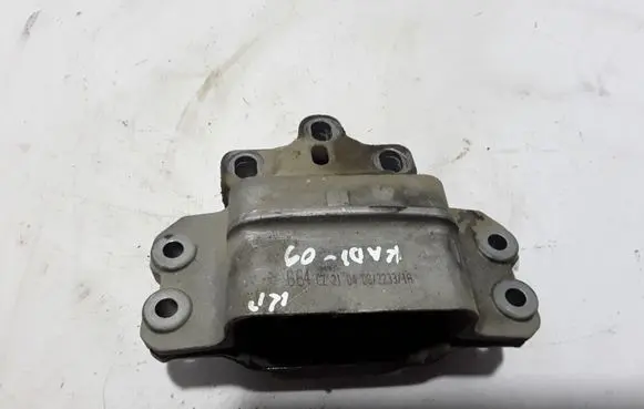 Volkswagen Caddy Engine mount bracket 1K0199556