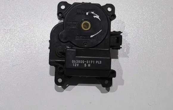 Lexus IS 220D-250-350 Air flap motor/actuator 8710630450 0638000171