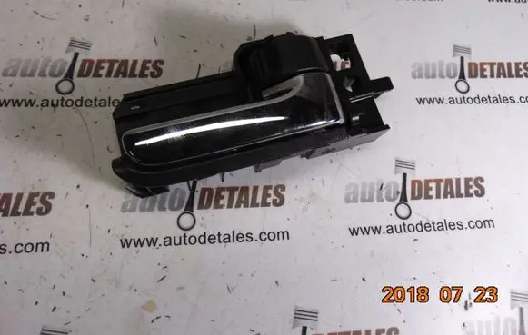 Toyota Avensis T250 Front door interior handle 50594A2
