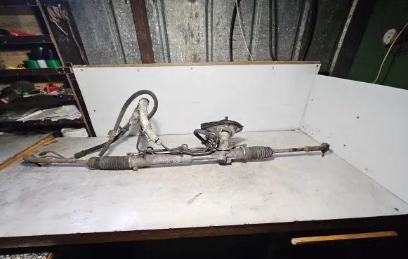 Ford Mondeo MK II Steering rack F73C3550AA