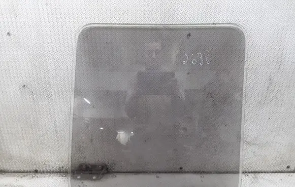 Mercedes-Benz Sprinter W901 W902 W903 W904 Loading door trunk window/glass 