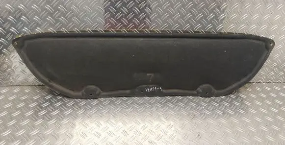 Engine bonnet/hood sound/heat insulation