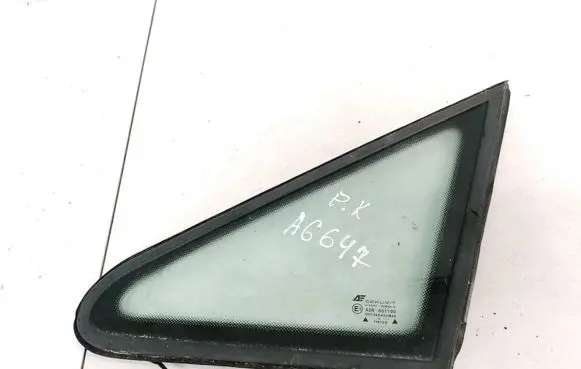 Ford Galaxy Front triangle window/glass 