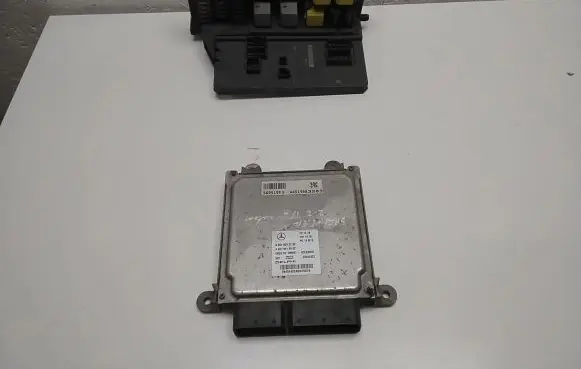 Mercedes-Benz Sprinter W906 Engine ECU kit and lock set A6519003203 A9069003502