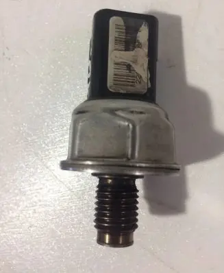 Citroen C5 Fuel pressure sensor 9658227880 55PP0603 0826208689