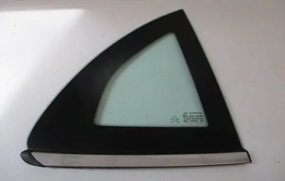 Citroen C3 Rear vent window glass 43R00048