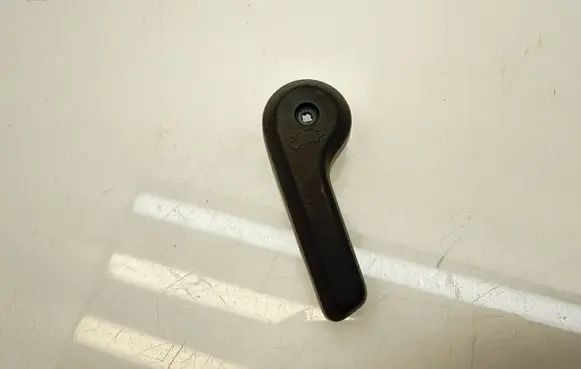 Volvo XC40 Engine bonnet (hood) release handle 3227