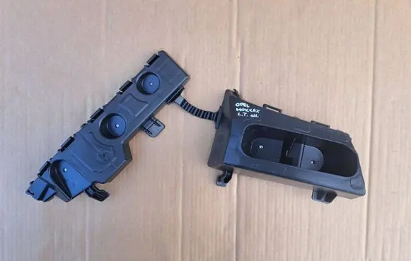 Opel Mokka X Rear bumper mounting bracket 95256260 42541314