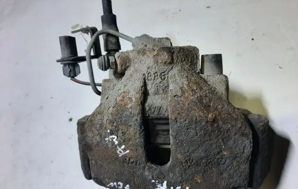 Audi A4 S4 B6 8E 8H Front brake caliper 1886