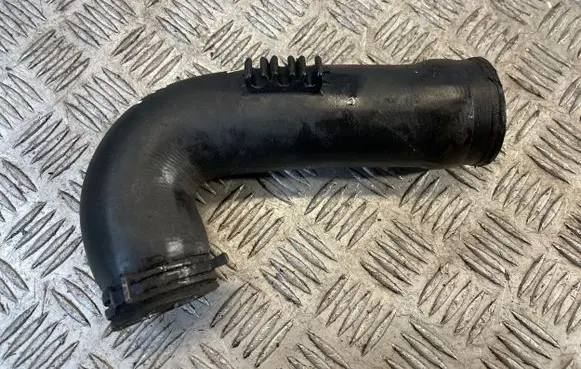 Volkswagen II LT Intercooler hose/pipe