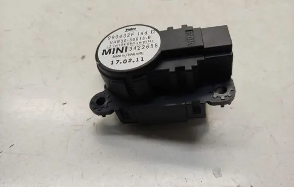 Mini Cooper Countryman R60 Air flap motor/actuator 990432F 3422658