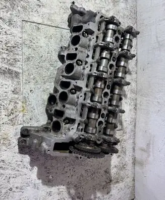 BMW 3 E90 E91 Engine head 778109802
