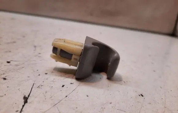 Sun visor clip/hook/bracket