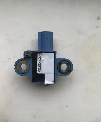 Volkswagen Golf V Airbag deployment crash/impact sensor 1K0955557A