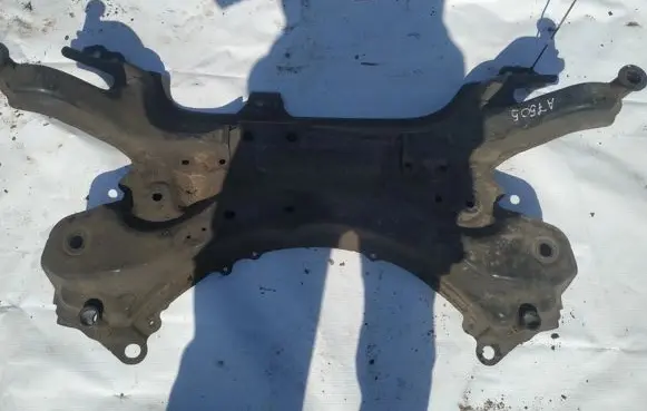 Toyota Verso Front subframe