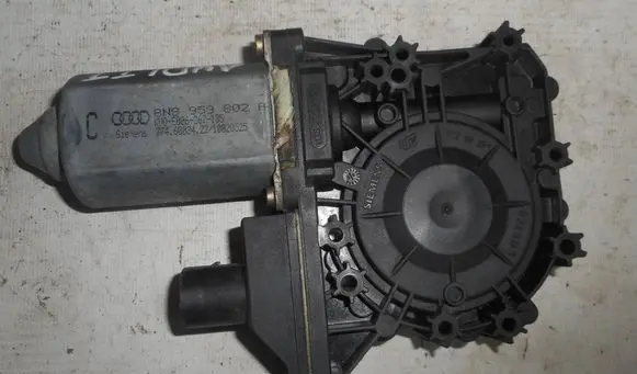 Audi TT Mk1 Front door window regulator motor 8N8959802A