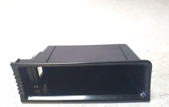 Volkswagen PASSAT B7 Ashtray (front) 3C0863077