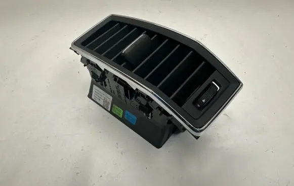 Skoda Kodiaq Dashboard side air vent grill/cover trim 565820952