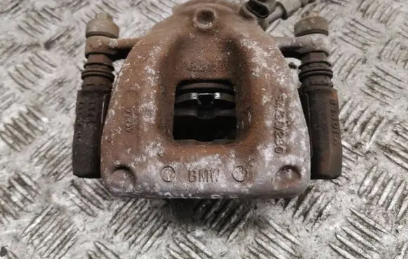BMW i3 Front brake caliper