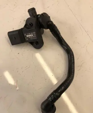 Audi A4 S4 B8 8K Air pressure sensor 036906051C 0261230053 110211T12380