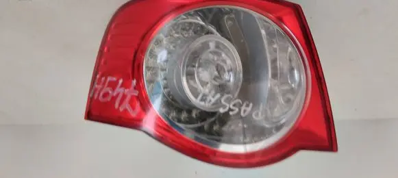 Volkswagen Jetta V Rear/tail lights 1K5945095G