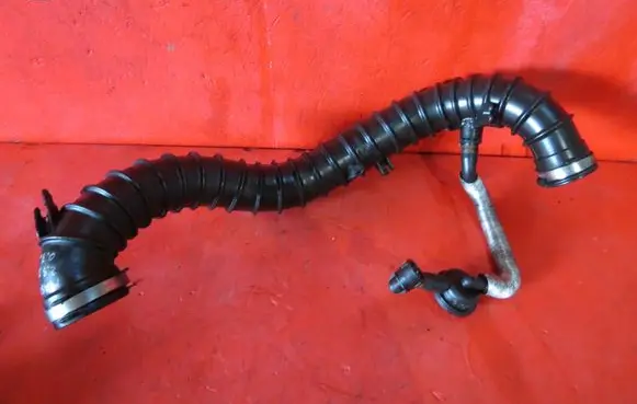 Renault Master II Air intake hose/pipe 8200887497