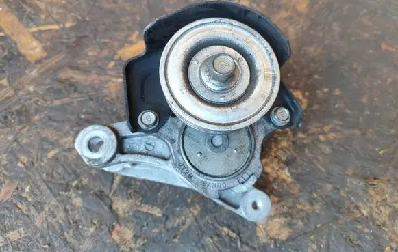 Lexus HS Power steering belt tensioner 1662028050