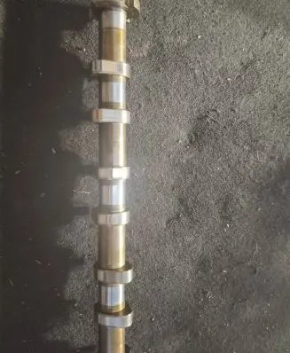 Audi A4 S4 B7 8E 8H Camshaft 06f109101b