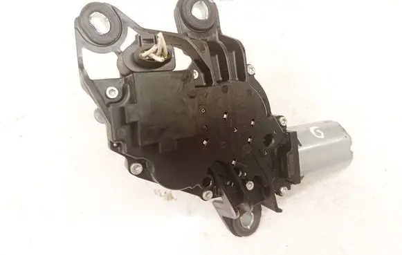 Volkswagen Golf VI Rear window wiper motor 0390201216