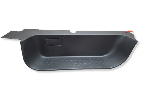 Renault Trafic III (X82) Front sill trim cover S26301768 93450152