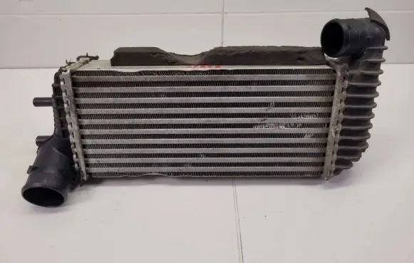 Ford Kuga II Intercooler radiator BV61-9L440-CK