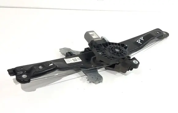 Renault Kadjar Front door window regulator with motor 807207795R