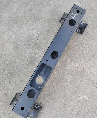 Land Rover Discovery 5 Front bumper cross member HY3210005A